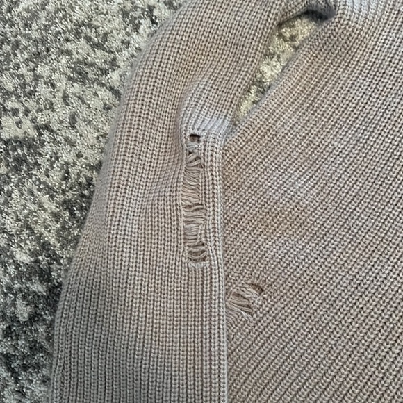 Distressed Turtleneck Sweater - Picture 3 of 6